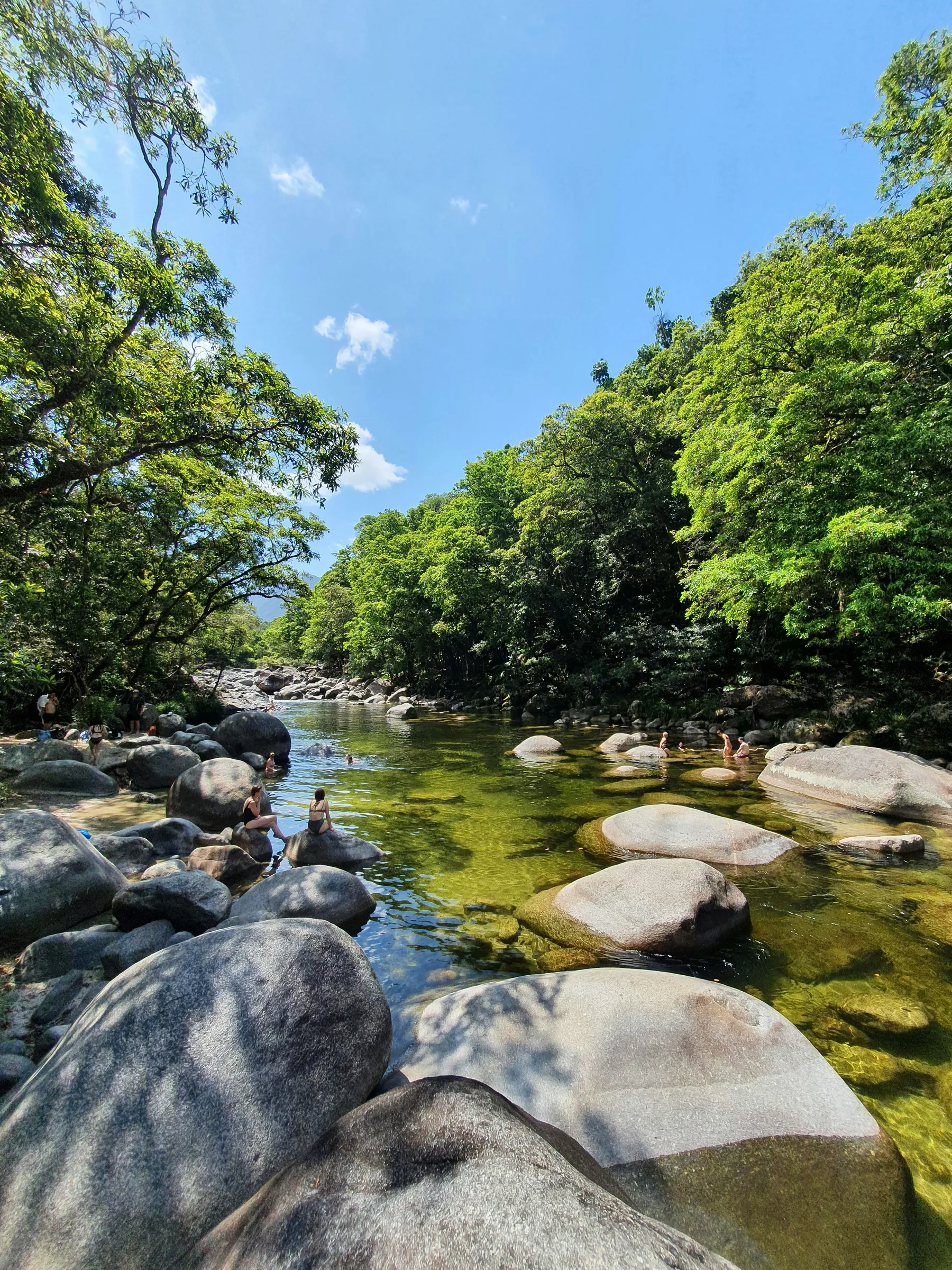 mossman gorge daintree