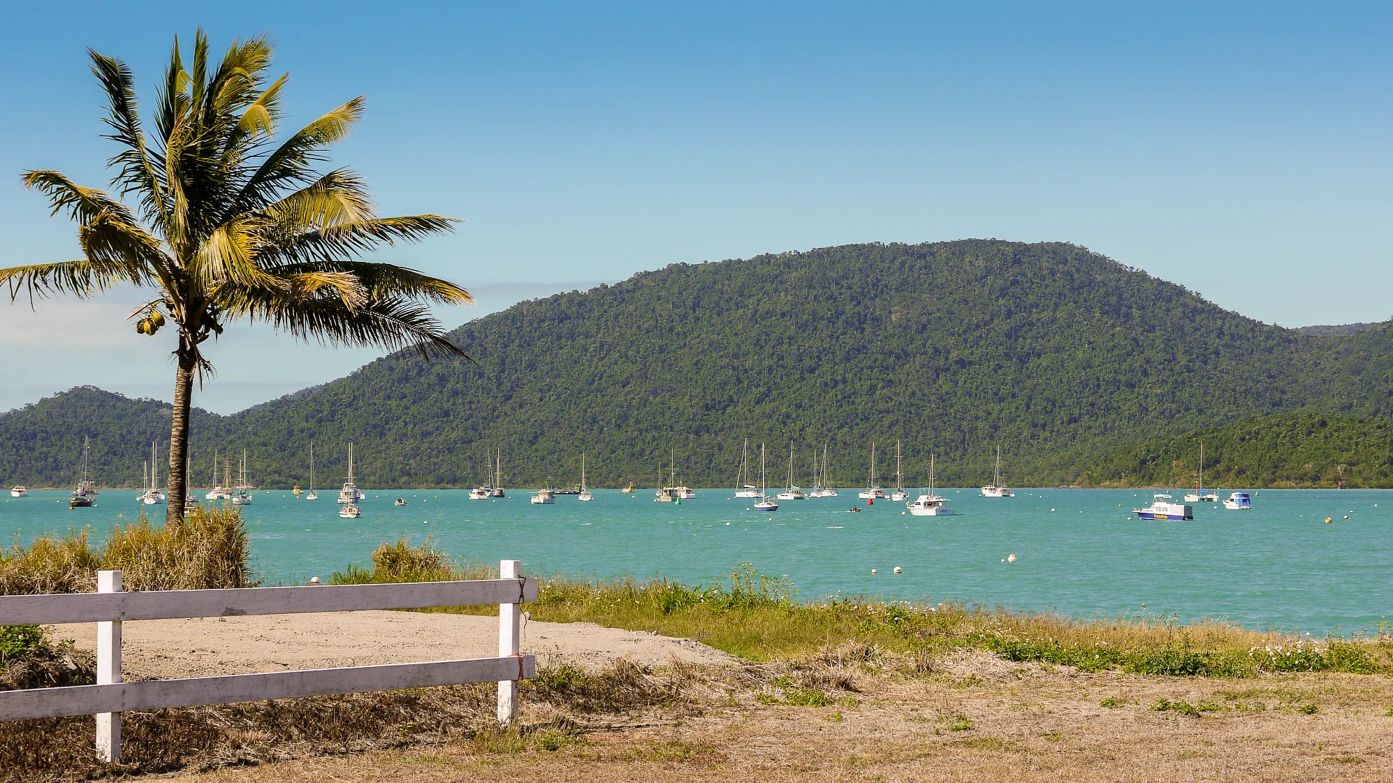 airlie beach qld